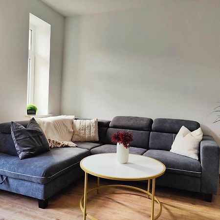 Neu Sanierte Wohnung Mit Balkon Und Stellplatz Erfurt Eksteriør billede