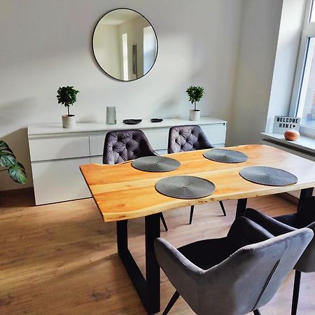 Neu Sanierte Wohnung Mit Balkon Und Stellplatz Erfurt Eksteriør billede