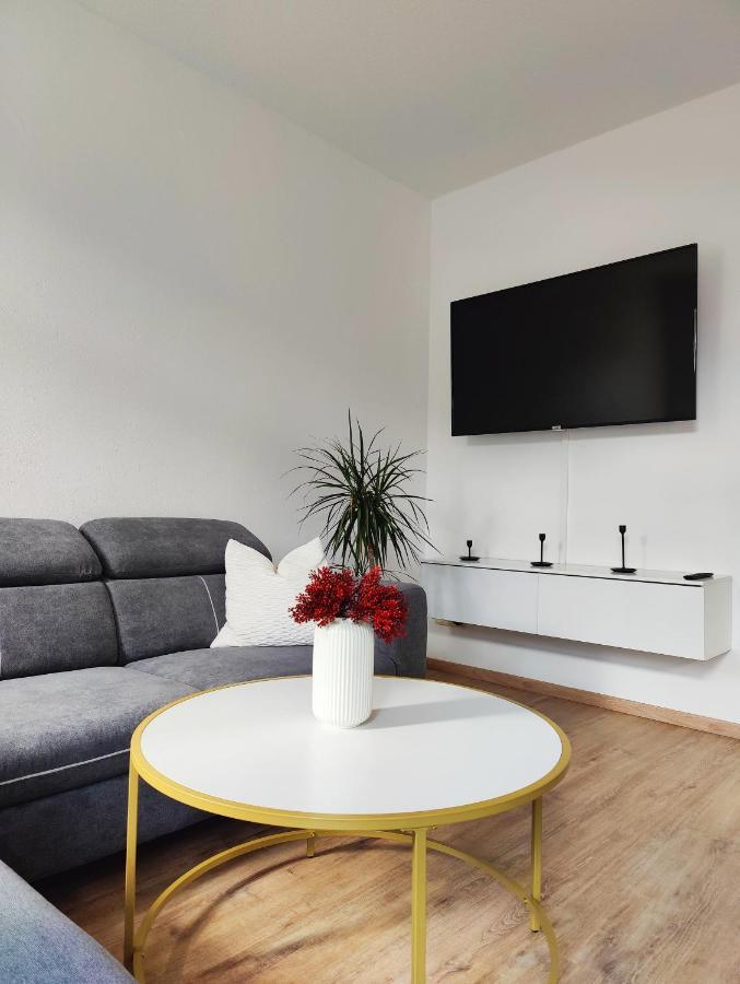 Neu Sanierte Wohnung Mit Balkon Und Stellplatz Erfurt Eksteriør billede