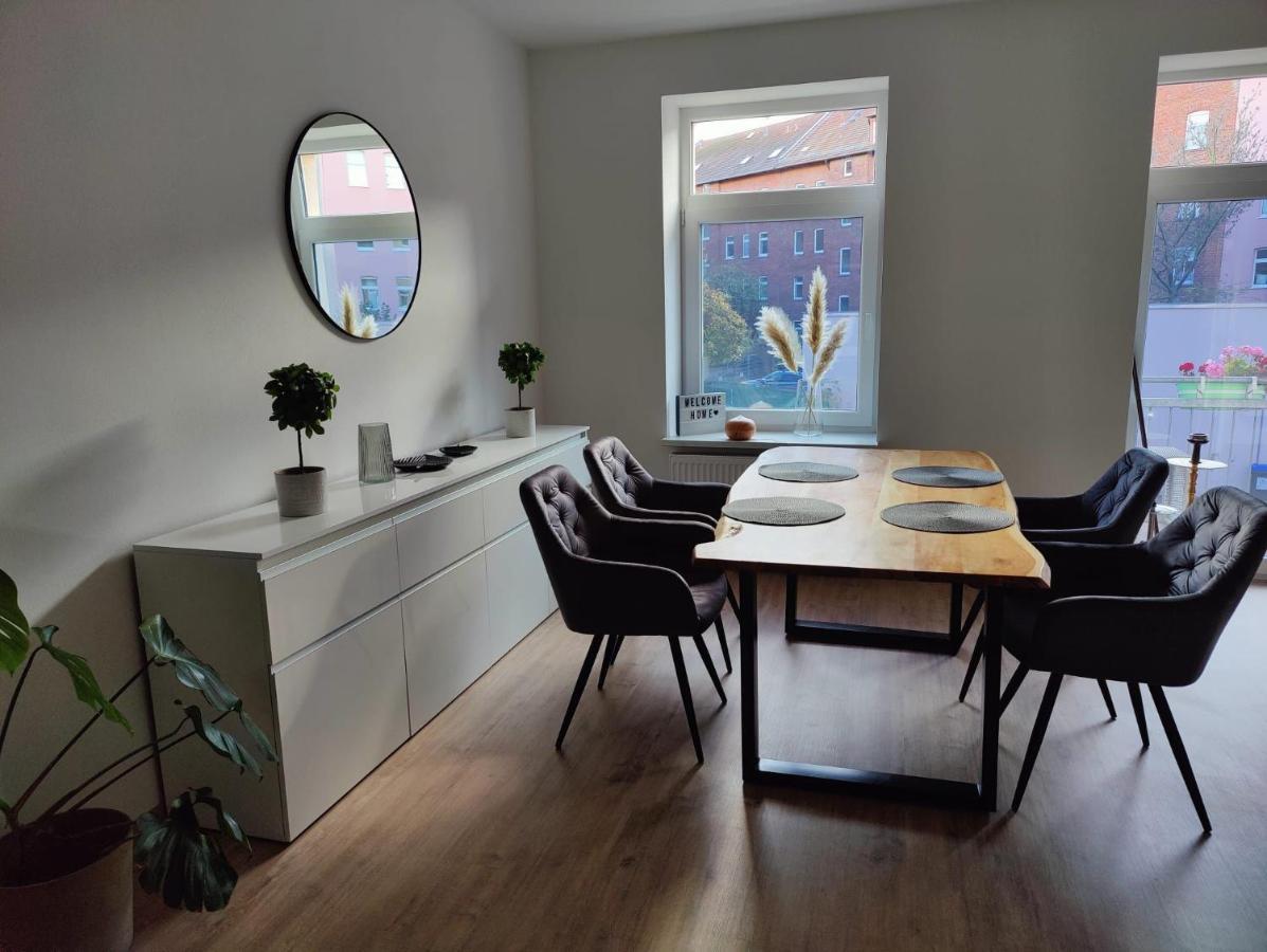 Neu Sanierte Wohnung Mit Balkon Und Stellplatz Erfurt Eksteriør billede